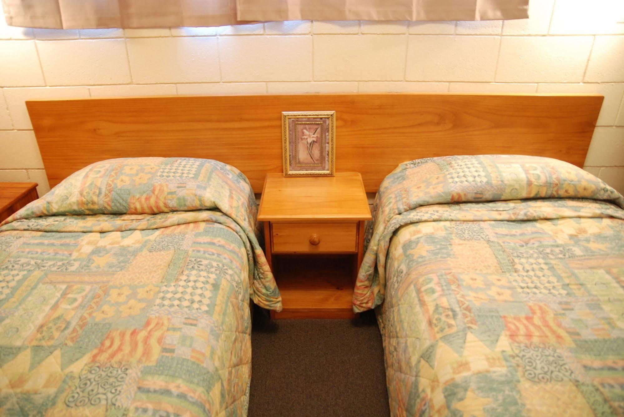 Manhattan Lodge Motel Χάμιλτον Εξωτερικό φωτογραφία